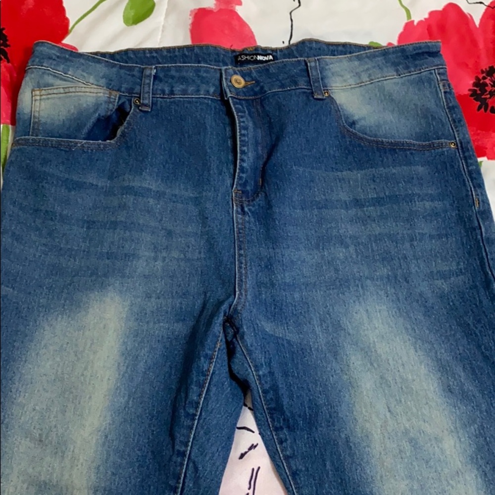 Plus size skinny jeans